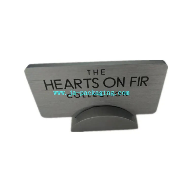 Targhetta in acrilico grigio